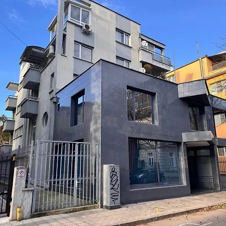 Modern Oasis On The Sea Garden - 2 Bedroom Daire *