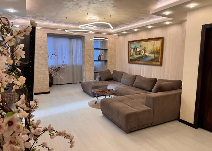 Modern Oasis On The Sea Garden - 2 Bedroom *