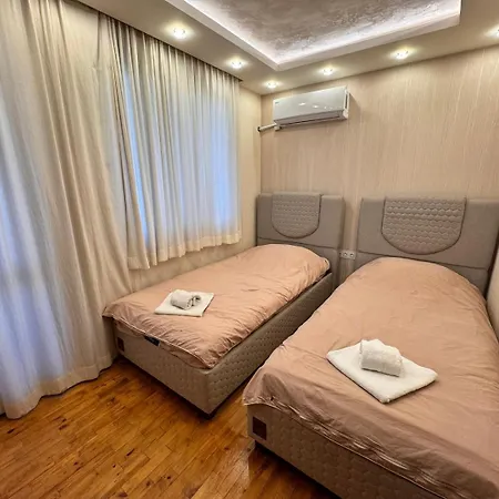 Modern Oasis On The Sea Garden - 2 Bedroom Appartamento Varna